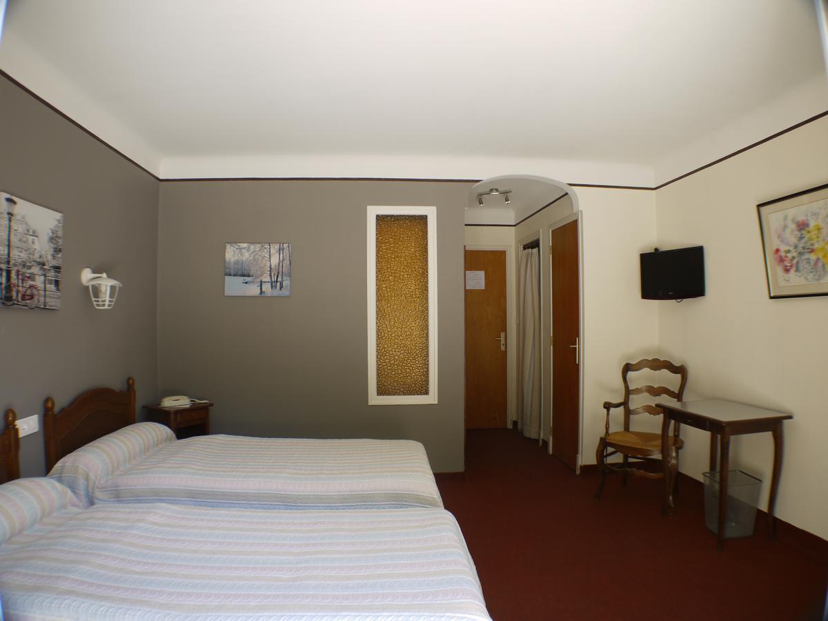 Hotel Le Castelet Ax-les-Thermes Exterior foto